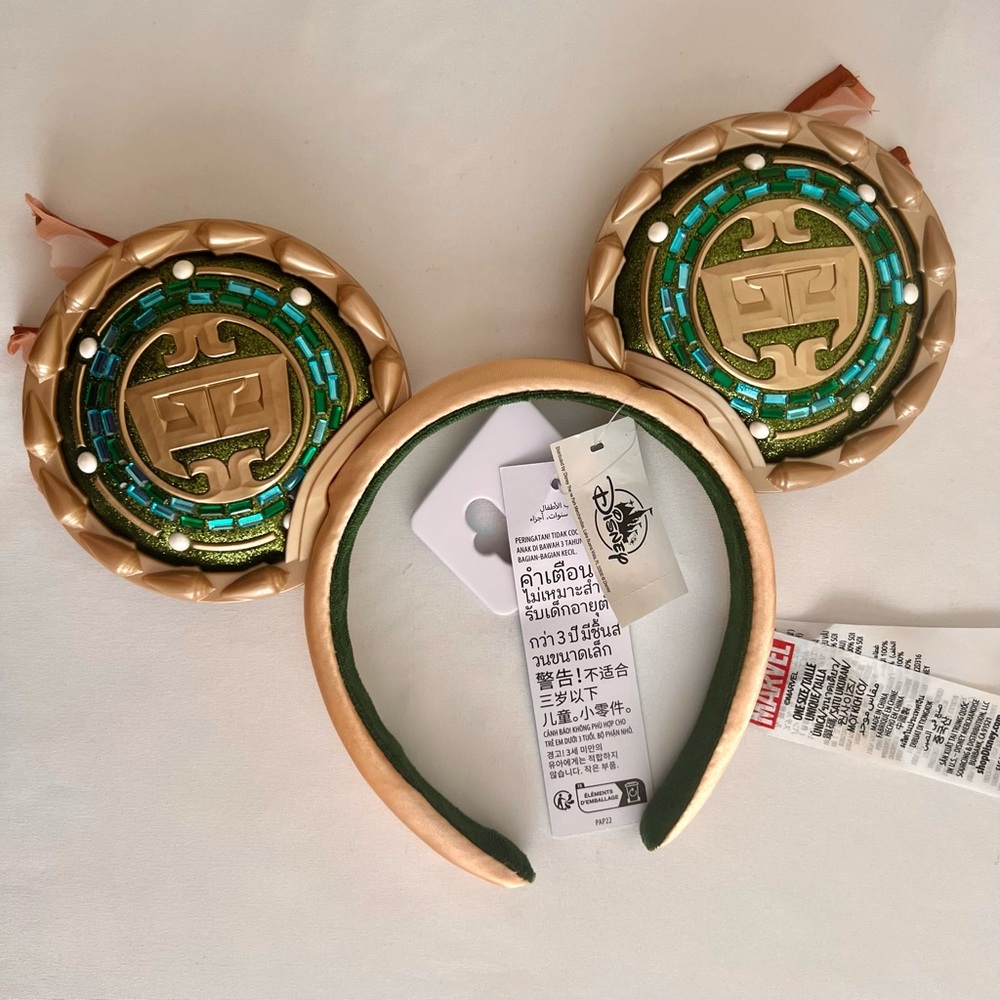 BRAND NEW W/ TAGS Disney Black Panther Wakanda Forever Mickey Ears Headband